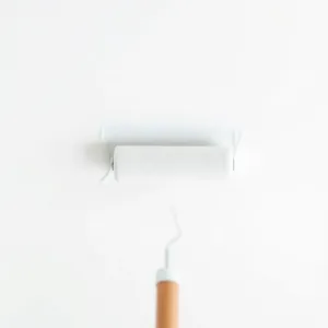 Jak malować wałkiem sufit